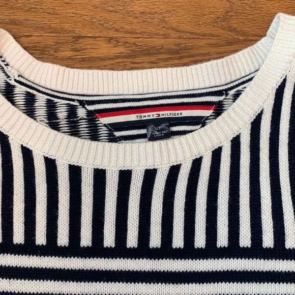 Tommy Striped Sweater - Picture 3 of 4